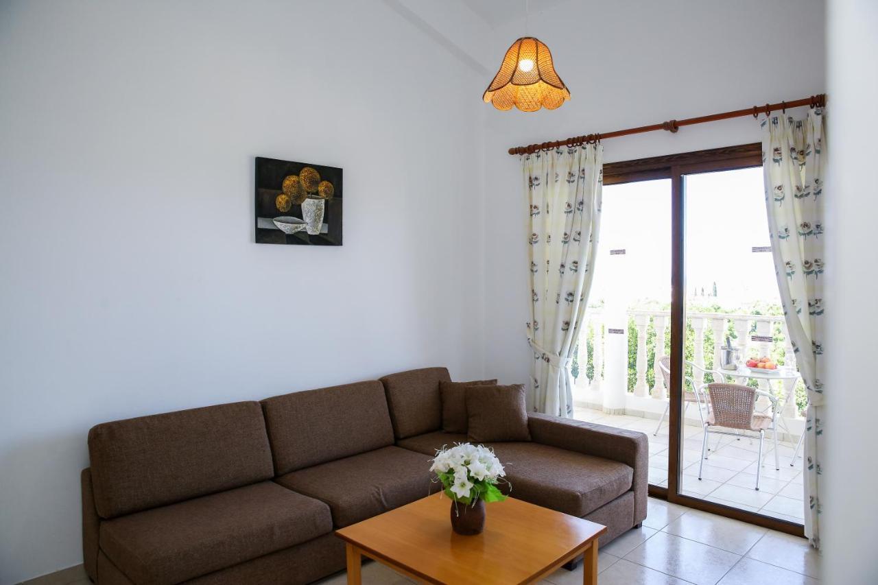 Villa Lambriana เปเยีย ภายนอก รูปภาพ