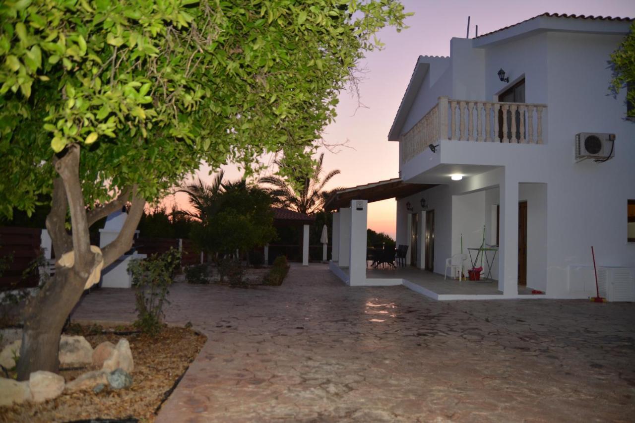 Villa Lambriana เปเยีย ภายนอก รูปภาพ